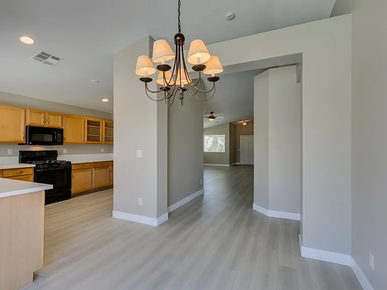 10342 Spider Rock Ave — Photo 5