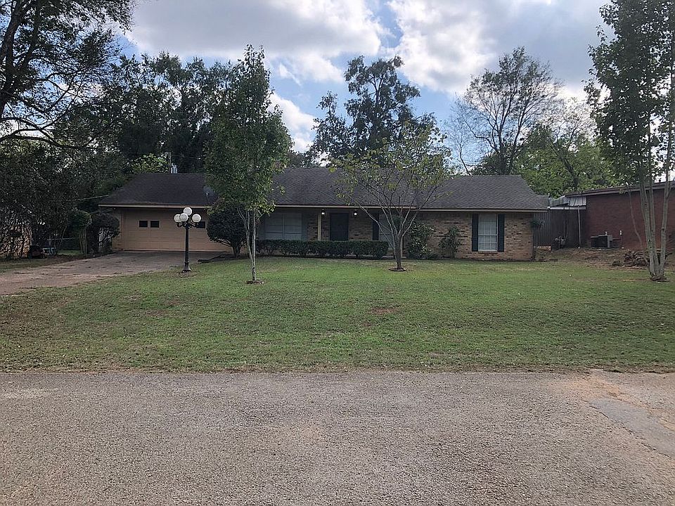 1st image of 358 McKinnon Dr