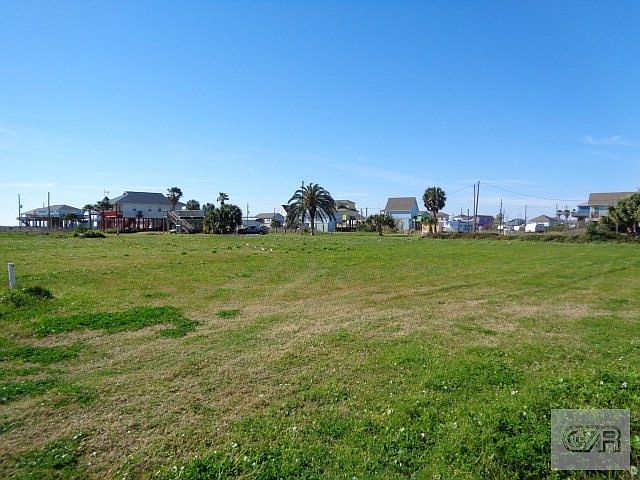 2nd image of 889 Kahla Dr