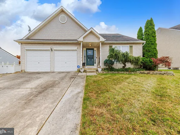 415 Moore Blvd, Clayton, NJ 08312