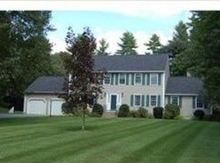 8 Red Fox Rd, Windham, NH 03087