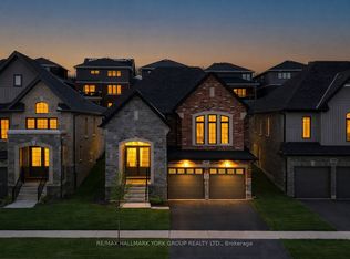 2966 Monarch Dr, Orillia, ON L3V 8M8