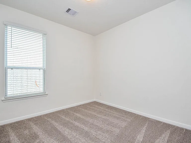 25230 Benroe St — Photo 20