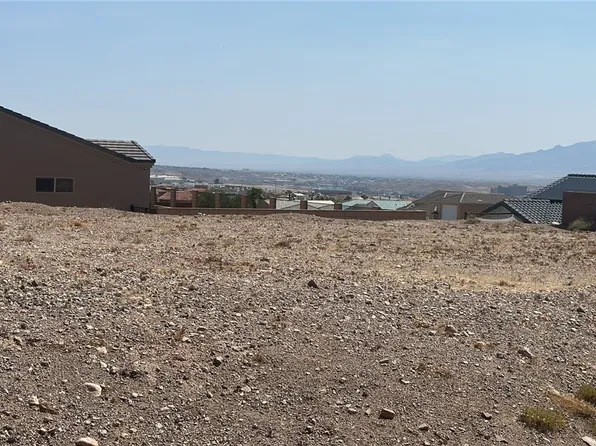815 Park Hill Ave, Bullhead City, AZ 86429