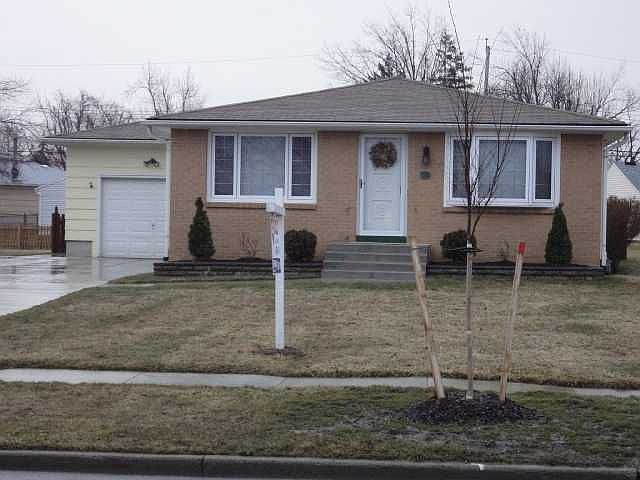 1st image of 199 Woodcrest Dr
