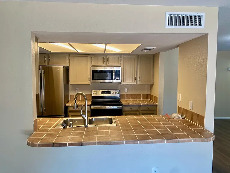 3137 W Campo Bello Dr — Photo 9