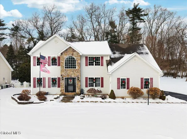 26 Birch Hill Road, Ballston Lake, NY 12019
