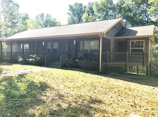 506 Deer Ridge Rd, Byrdstown, TN 38549
