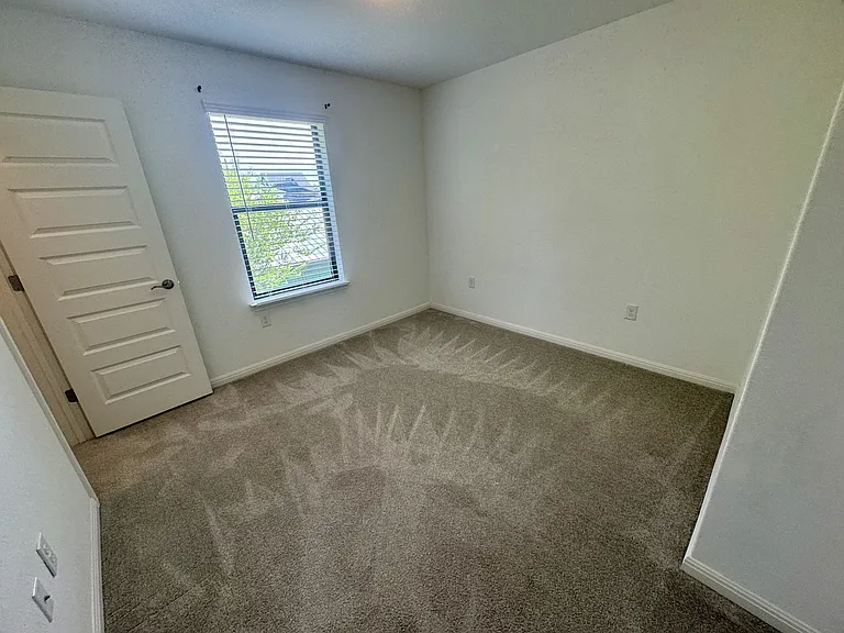 418 Lockhart St #1 — Photo 16