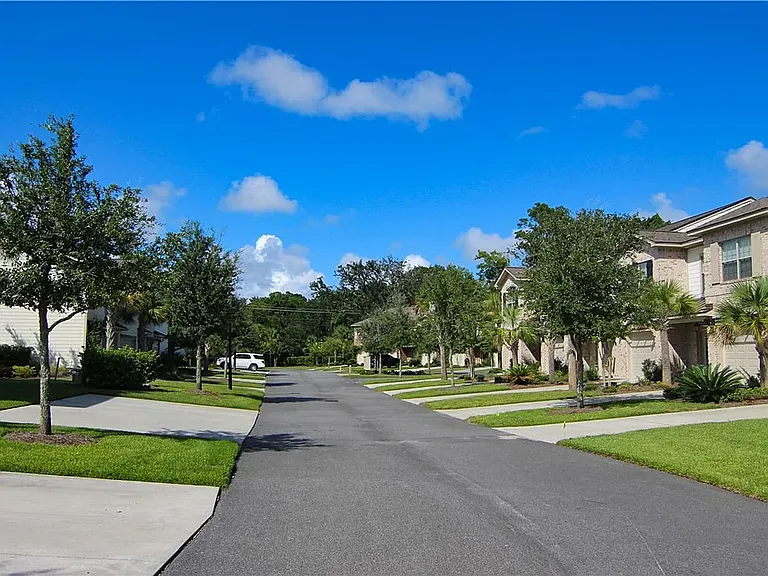 404 Reserve Ln — Photo 23