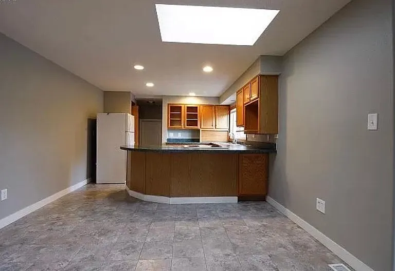 6611 NE Bellevue Ave — Photo 5