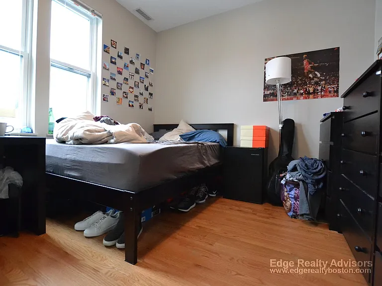 55 Glenville Ave — Photo 15