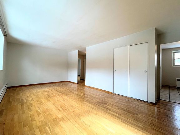 3rd image of 1982 Delaware Ave #1
