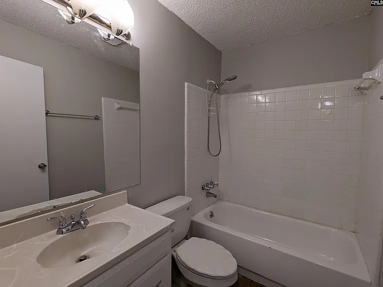 1208 Bush River Rd #H4 — Photo 12