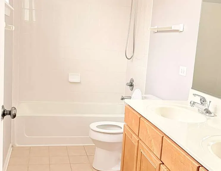 1858 S Fallbrook Dr — Photo 24