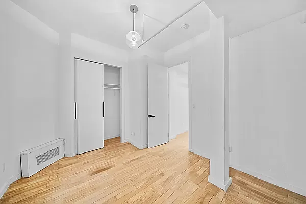 Rented by Vector New York, LLC | media 7