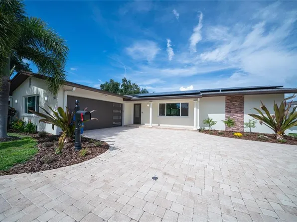 5119 Venetian Blvd NE, Saint Petersburg, FL 33703