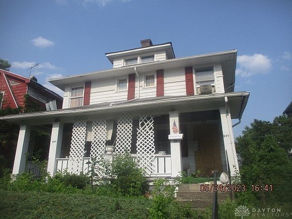 2nd image of 840 Catalpa Dr