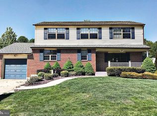 7 Glezman Dr, Newark, DE 19702