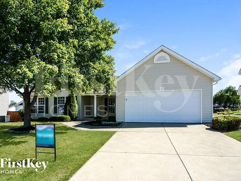 310 Rustic Oaks Dr — Photo 2