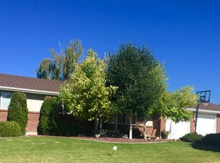 2857 Lora Ln, Burley, ID 83318