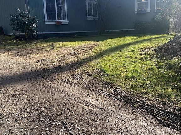 5th image of 40317 122nd Ave E