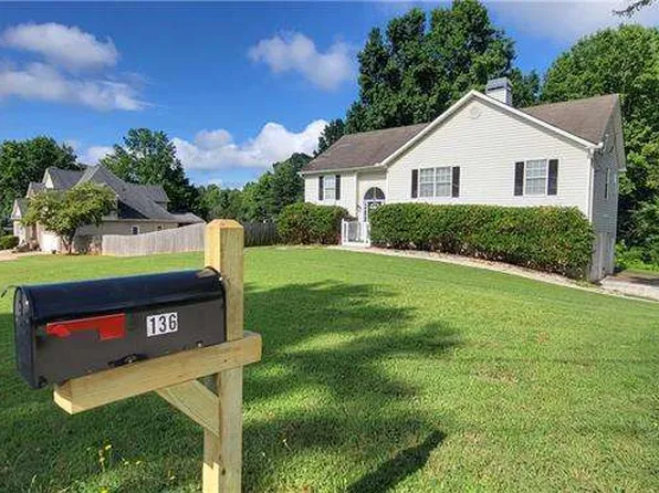 136 River Walk, Douglasville, GA 30134