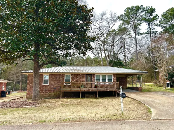1429 2nd Ave NW, Fayette, AL 35555