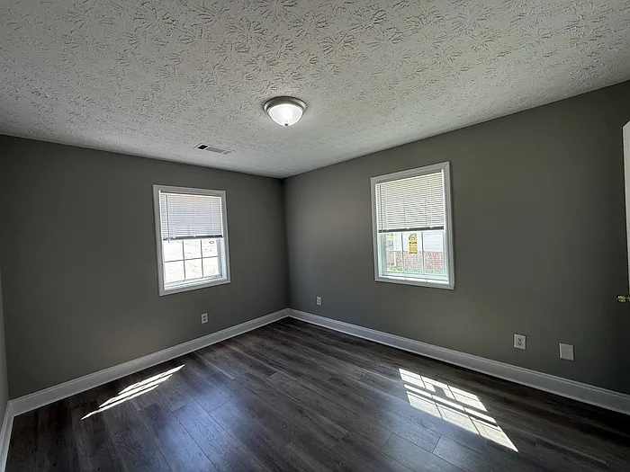 289 Westchester Dr #1 — Photo 7