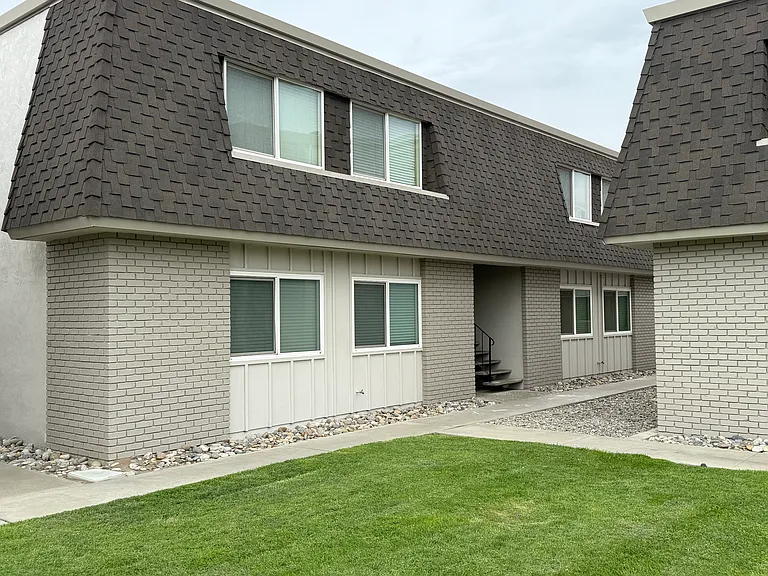 633 Stewart St #22 — Photo 11