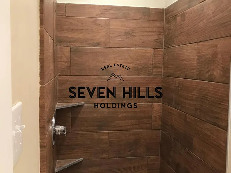 1022 N Harrison St — Photo 13