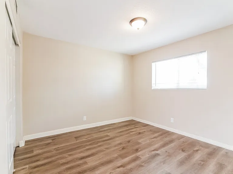 1522 W Del Rio St — Photo 19