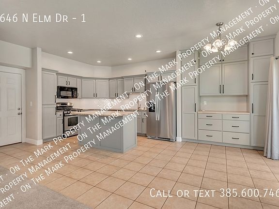 4th image of 2646 N Elm Dr #1