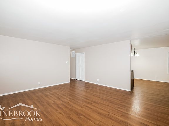 3rd image of 3748 Payton Ave