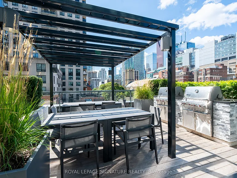 60 Shuter St #203 — Photo 33