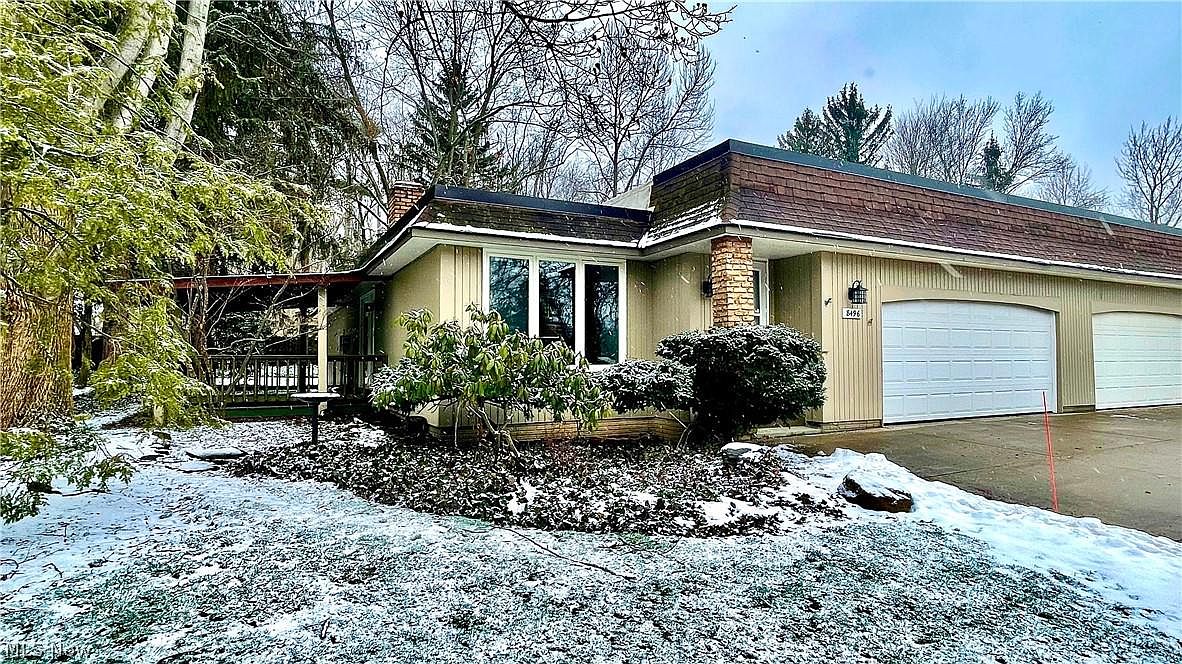 8496 Tanglewood Trl, Chagrin Falls, OH 44023 Zillow