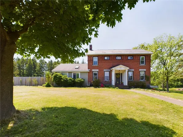 140 E Bayard St, Seneca Falls, NY 13148
