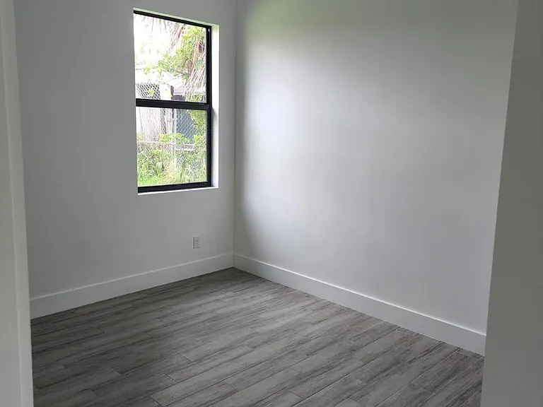 517 L A Kirksey St — Photo 9