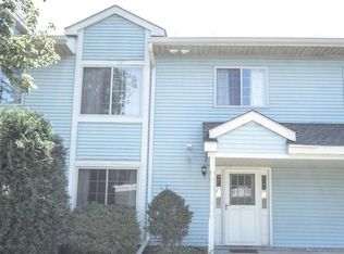 210 Wheatsheaf Ln #B-6, Telford, PA 18969