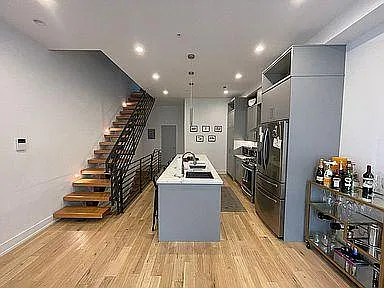 1544 S 20th St — Photo 12