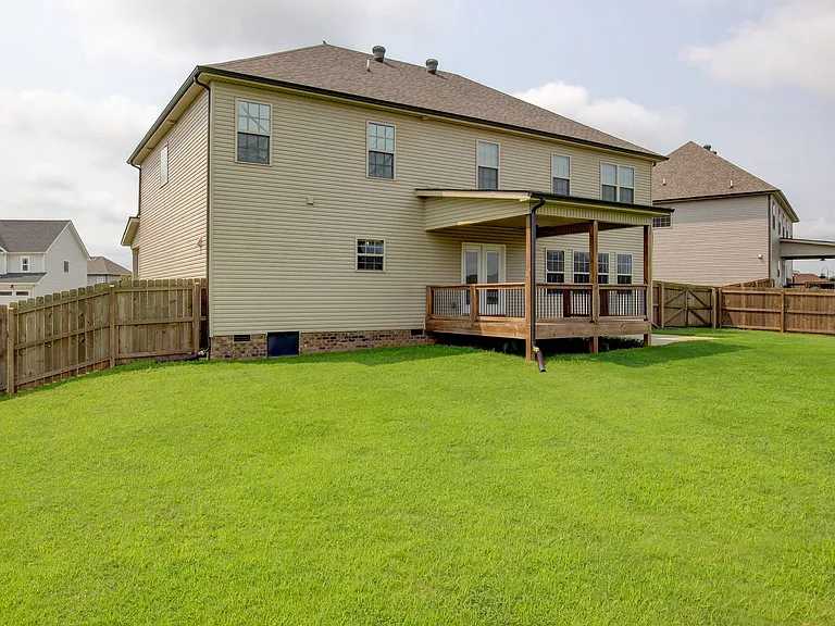 230 Cotoneaster Ln — Photo 99