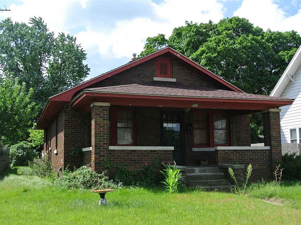 1st image of 1311 Lincolnway E