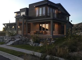1902 W Deer Ridge Trl, Lehi, UT 84043