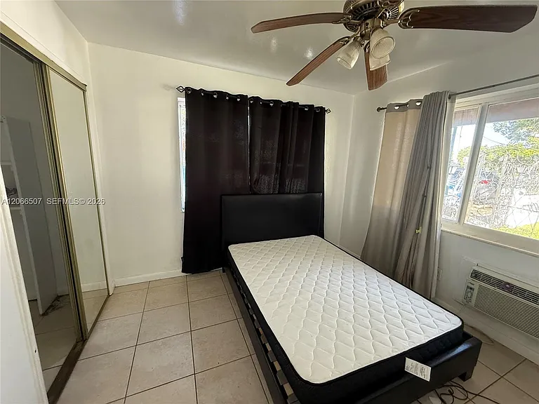 14355 NE 6th Ave #6 — Photo 7