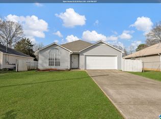 98 Dexter Ave, Hueytown, AL 35023