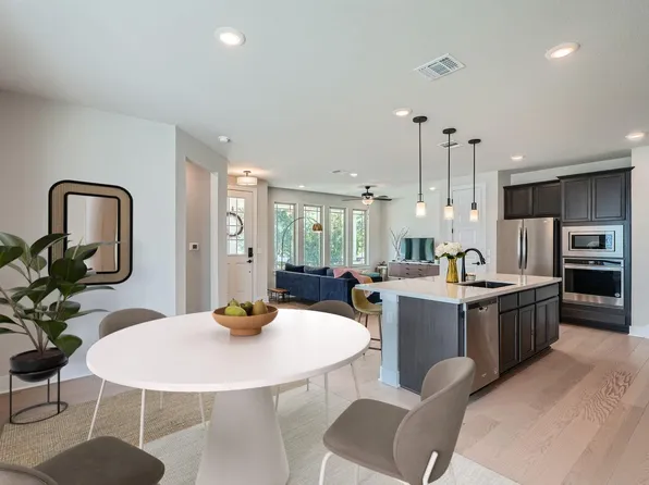 8319 Laughlin Ln, Austin, TX 78744