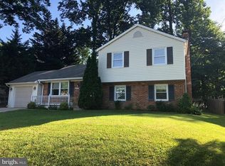 4925 Bel Pre Rd, Rockville, MD 20853