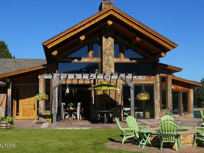 592 Airport Dr #7, Alpine, WY, 83128