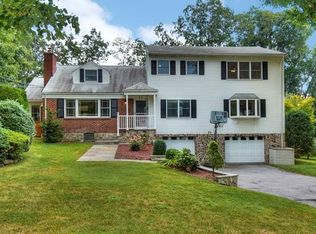 25 Avondale Rd, Harrison, NY 10528