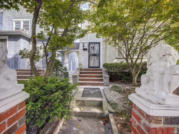 13759 232nd Street, Laurelton, NY 11413